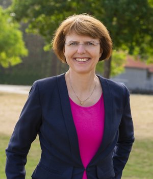 Portrait von Bezirksrätin Cornelia Grießbeck
