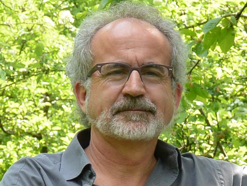 Portrait von Preisträger Norbert Treuheit.
