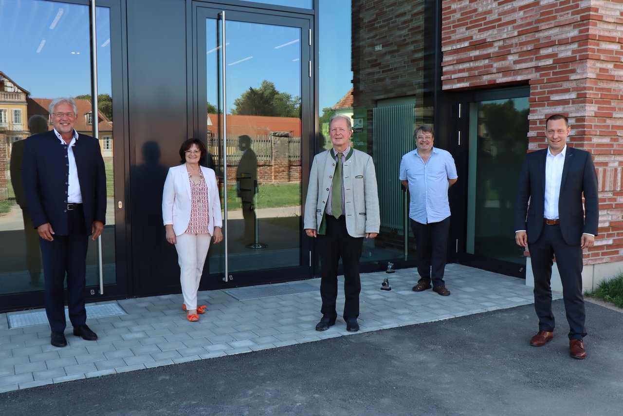 Gruppenfoto mit Erich Schneider