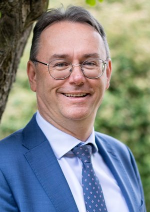 Portrait von Bezirksrat Herbert Lindörfer